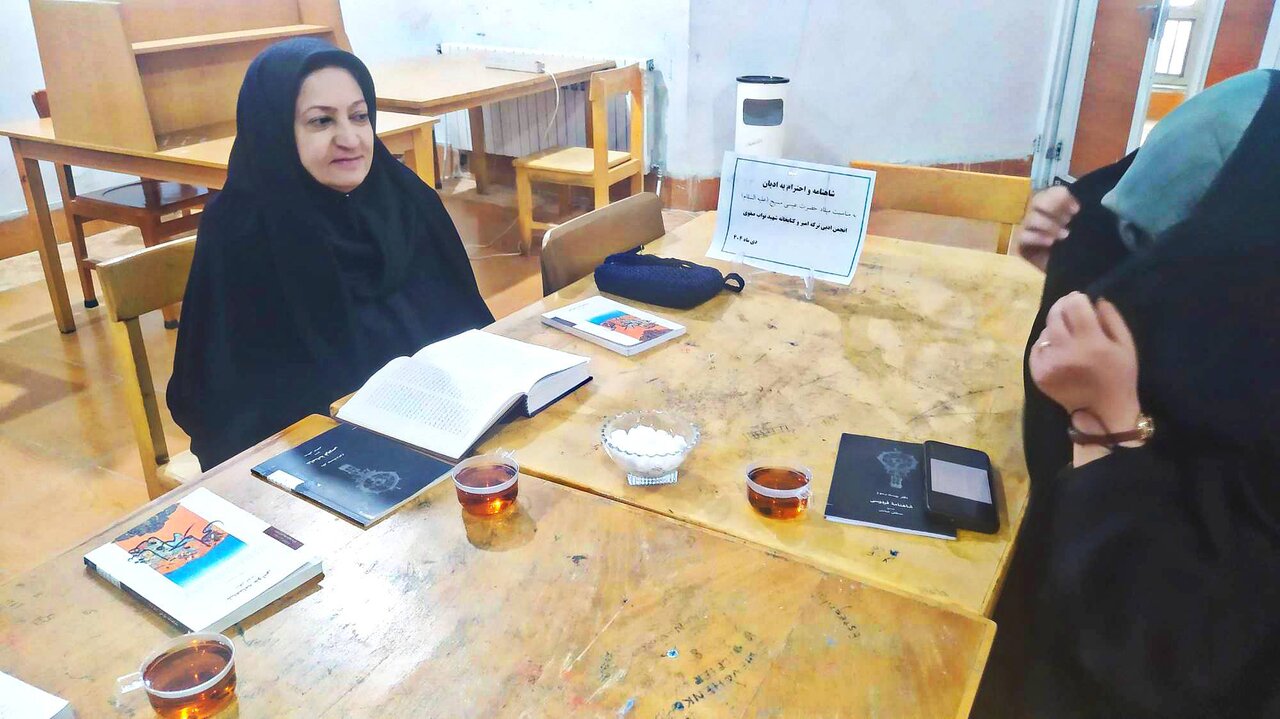 پیوند ادیان الهی و حماسه ملی؛ بررسی «شاهنامه و احترام به ادیان» در کتابخانه دلفان