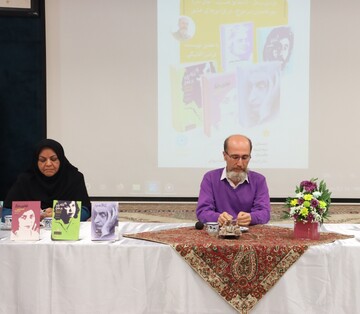 رونمایی از پنج اثر شاخص شعر فارسی به زبان کردی در یزد