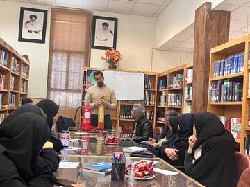 کارگاه آموزشی اطفای حریق برای کتابداران ابهر برگزار شد