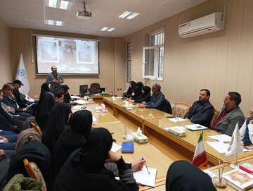 سمینار سواد مالی