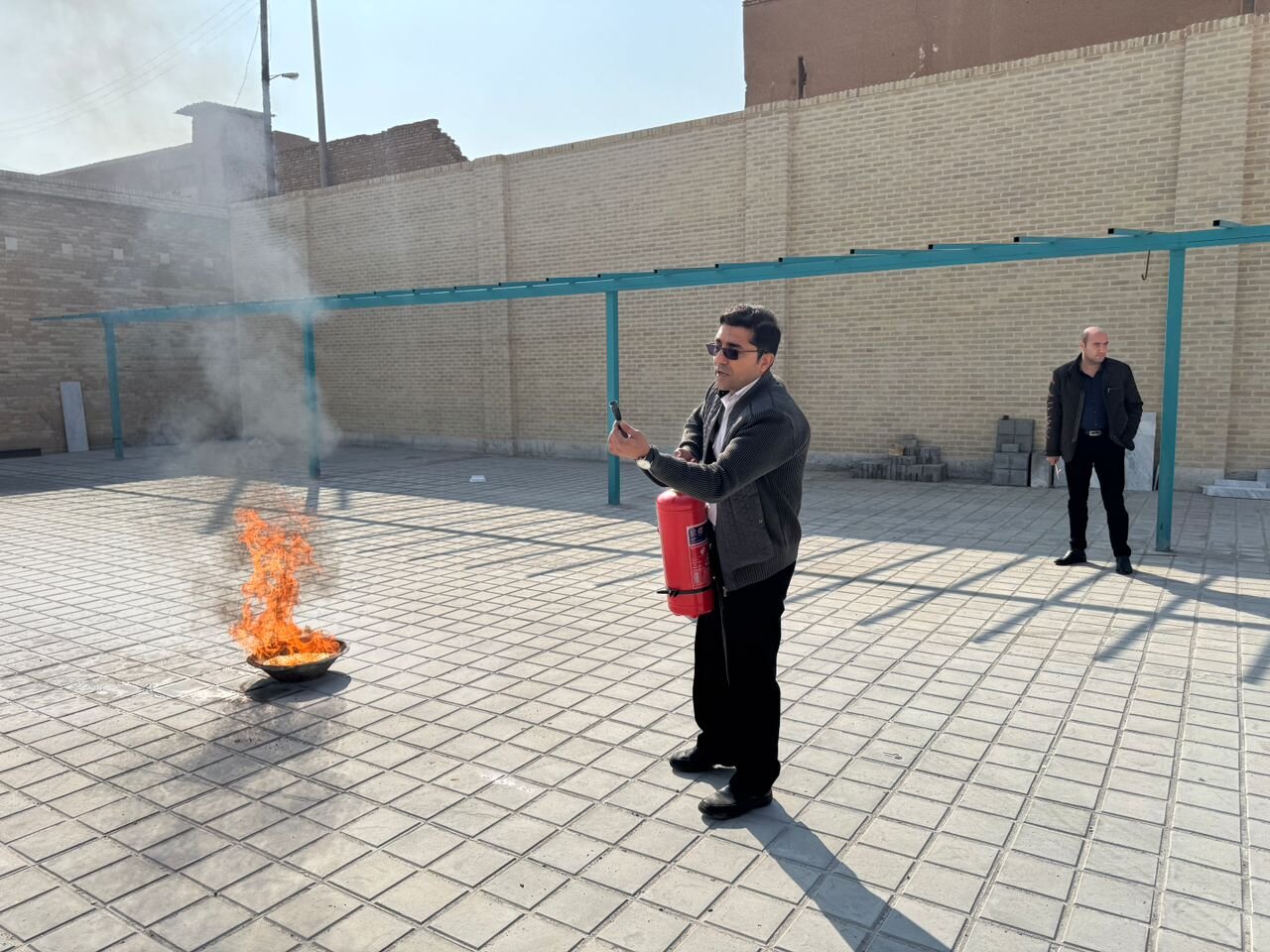 آموزش اطفای حریق به کارکنان؛ گامی مهم در افزایش آمادگی کتابخانههای عمومی یزد