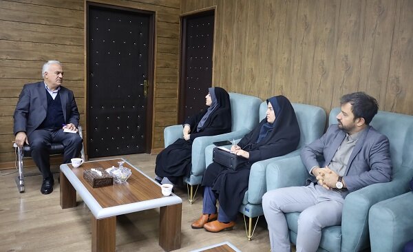 تأکید بر پرداخت بهموقع سهم نیمدرصد شهرداریها به کتابخانههای عمومی خوی