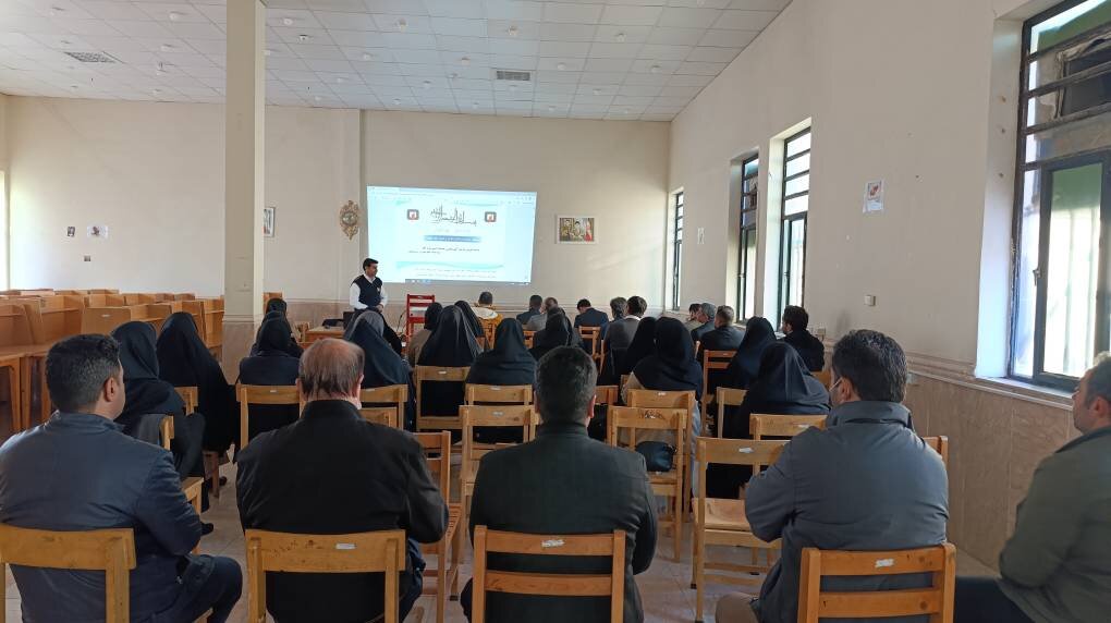 برگزاری دوره جامع اطفای حریق ویژه کتابداران و کارکنان کتابخانههای عمومی لرستان