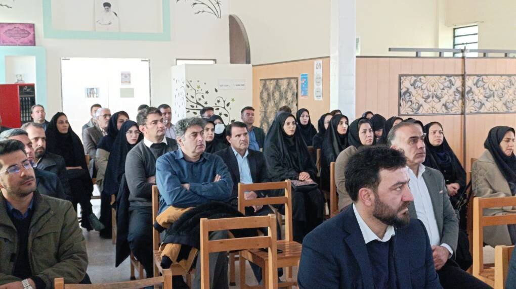 برگزاری دوره جامع اطفای حریق ویژه کتابداران و کارکنان کتابخانه‌های عمومی لرستان