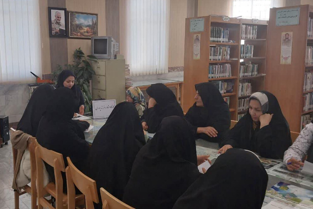 میزبانی از اقشار مختلف در کتابخانههای عمومی استان مرکزی