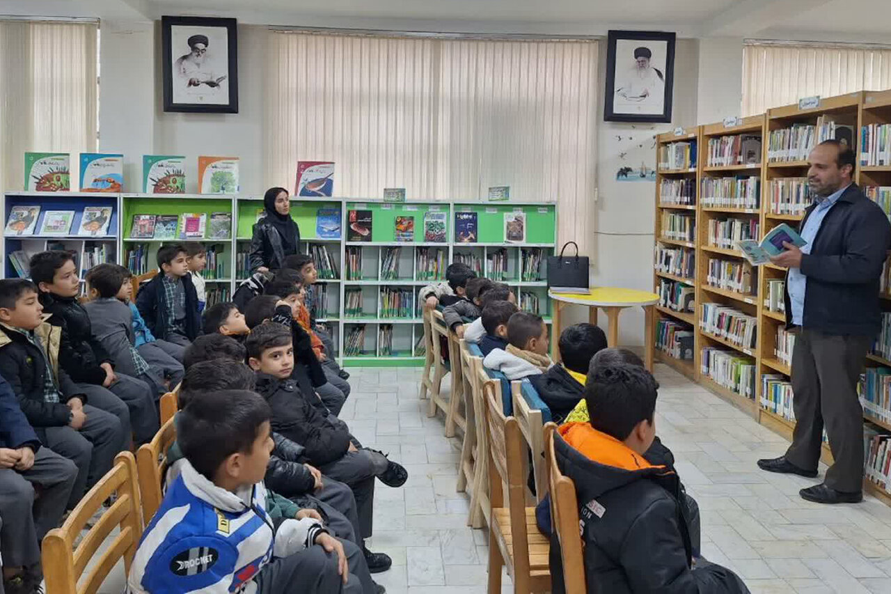 میزبانی از اقشار مختلف در کتابخانههای عمومی استان مرکزی