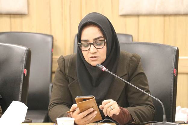 محفل شعرخوانی «هم مکتب» در کتابخانه مرکزی امام خمینی‌(ره) مشهد