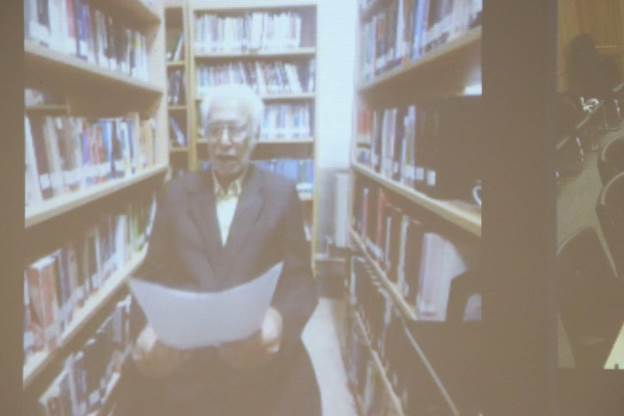 محفل شعرخوانی «هم مکتب» در کتابخانه مرکزی امام خمینی‌(ره) مشهد