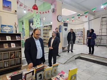 بازدید از کتابخانه دبیرسیاقی شهر محمدیه