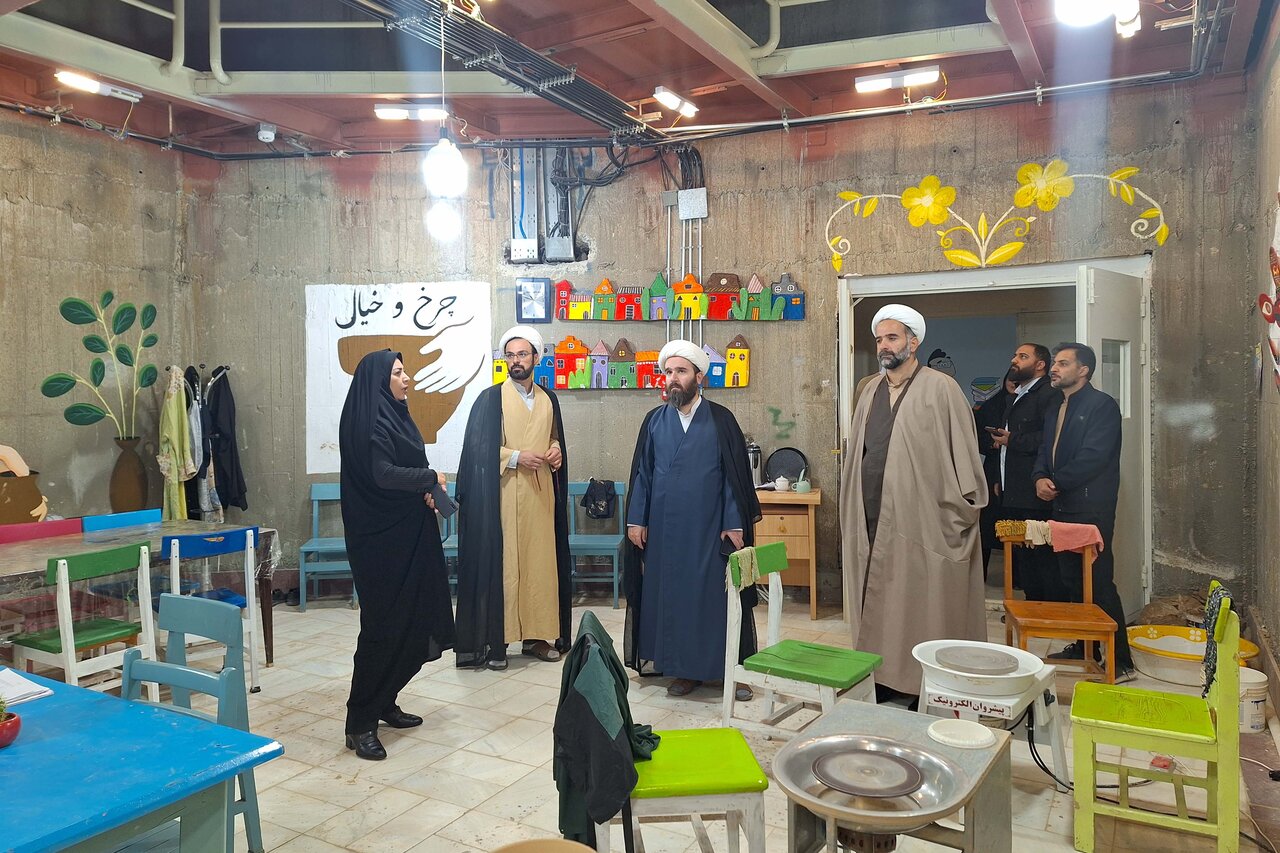 کتابخانه حوزه علمیه ایلام با بهره‌گیری از ظرفیت کتابداران استان ساماندهی می‌شود