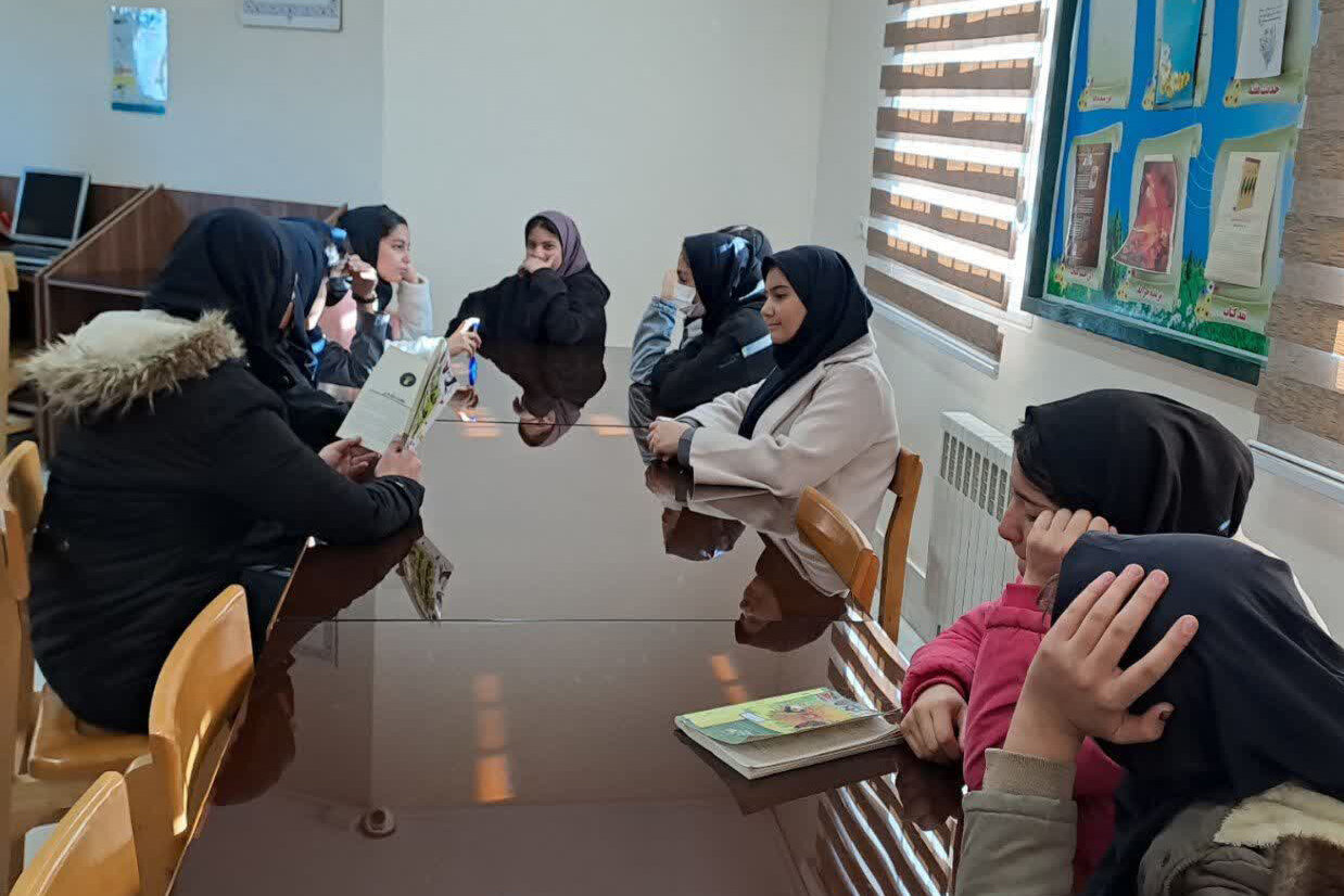 گفت‌وگو و همدلی با محوریت کتاب در کتابخانه‌های استان مرکزی