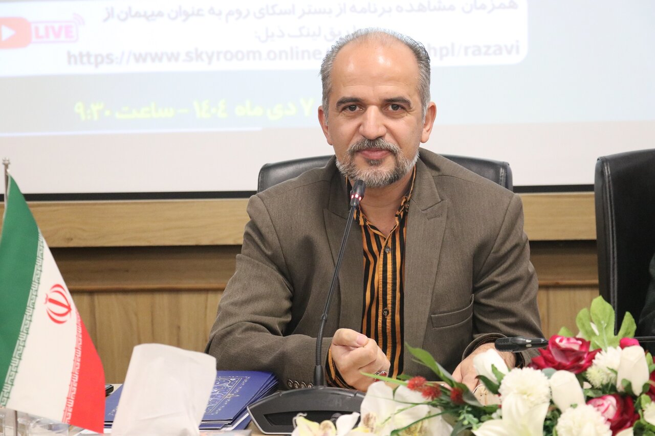 محفل شعرخوانی «هم مکتب» در کتابخانه مرکزی امام خمینی(ره) مشهد