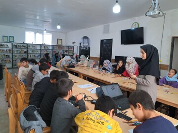 کارگاه مهارت اجتماعی «خودآگاهی» در کتابخانه  عمومی شهدای ابویسان شهرستان جغتای
