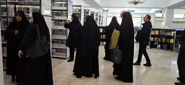 بازدید کتابداران کانون های فرهنگی هنری مساجد تهران از کتابخانه مرکزی پارک شهر تهران