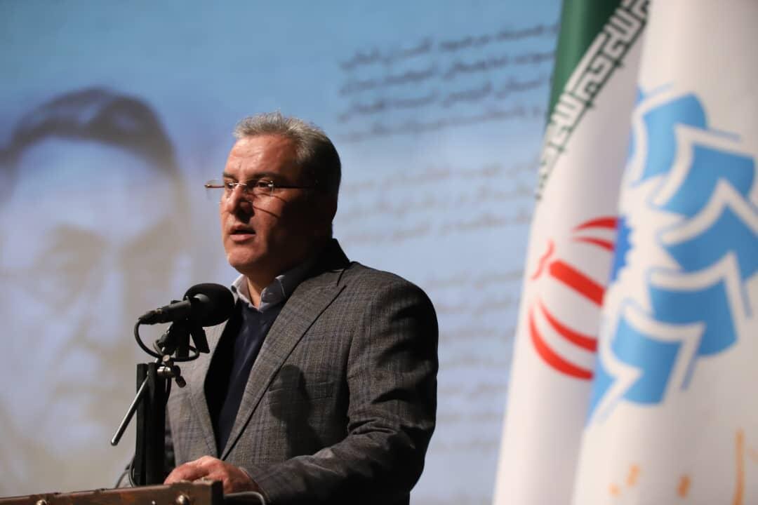 فانی، بنیانگذار نظامی اندیشمندانه در کتابداری ایران بود