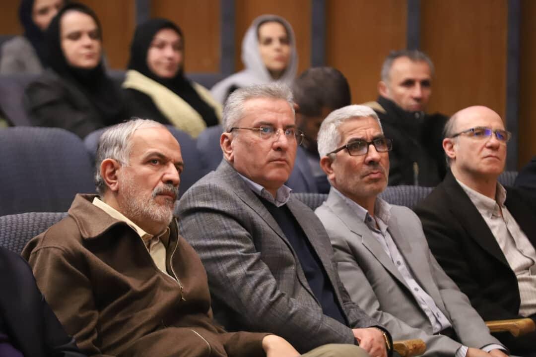 فانی، بنیانگذار نظامی اندیشمندانه در کتابداری ایران بود