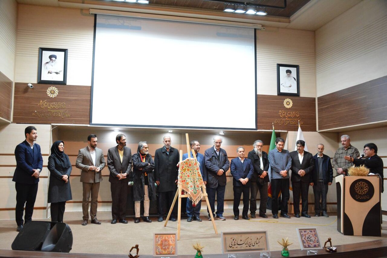 تقویت فرهنگ مطالعه در کرمانشاه با برگزاری نشستها و محافل ادبی در استان