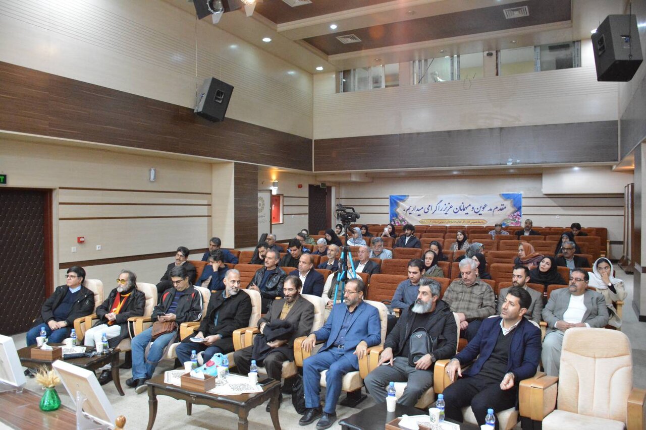 تقویت فرهنگ مطالعه در کرمانشاه با برگزاری نشست‌ها و محافل ادبی در استان