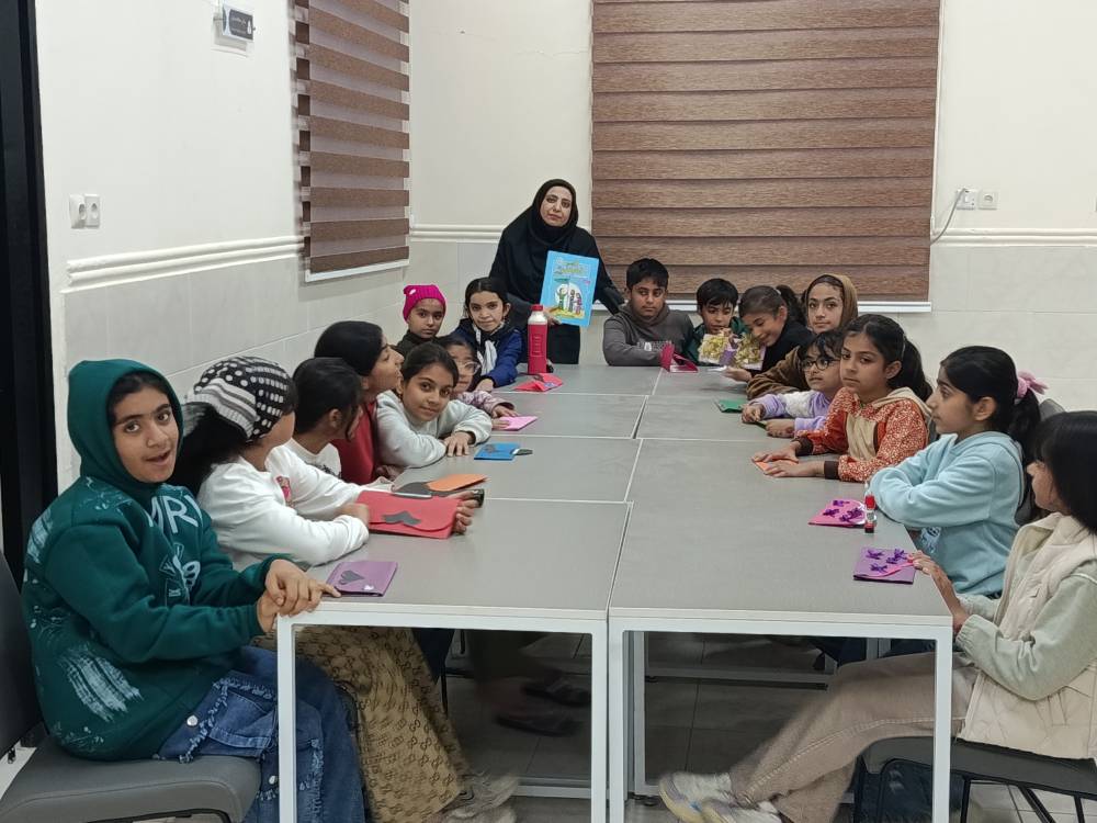 از «وقتی بابا هست» تا «۱۲ قصه از امام علی(ع)»؛ روایت مهر پدرانه در کتابخانههای عمومی هرمزگان