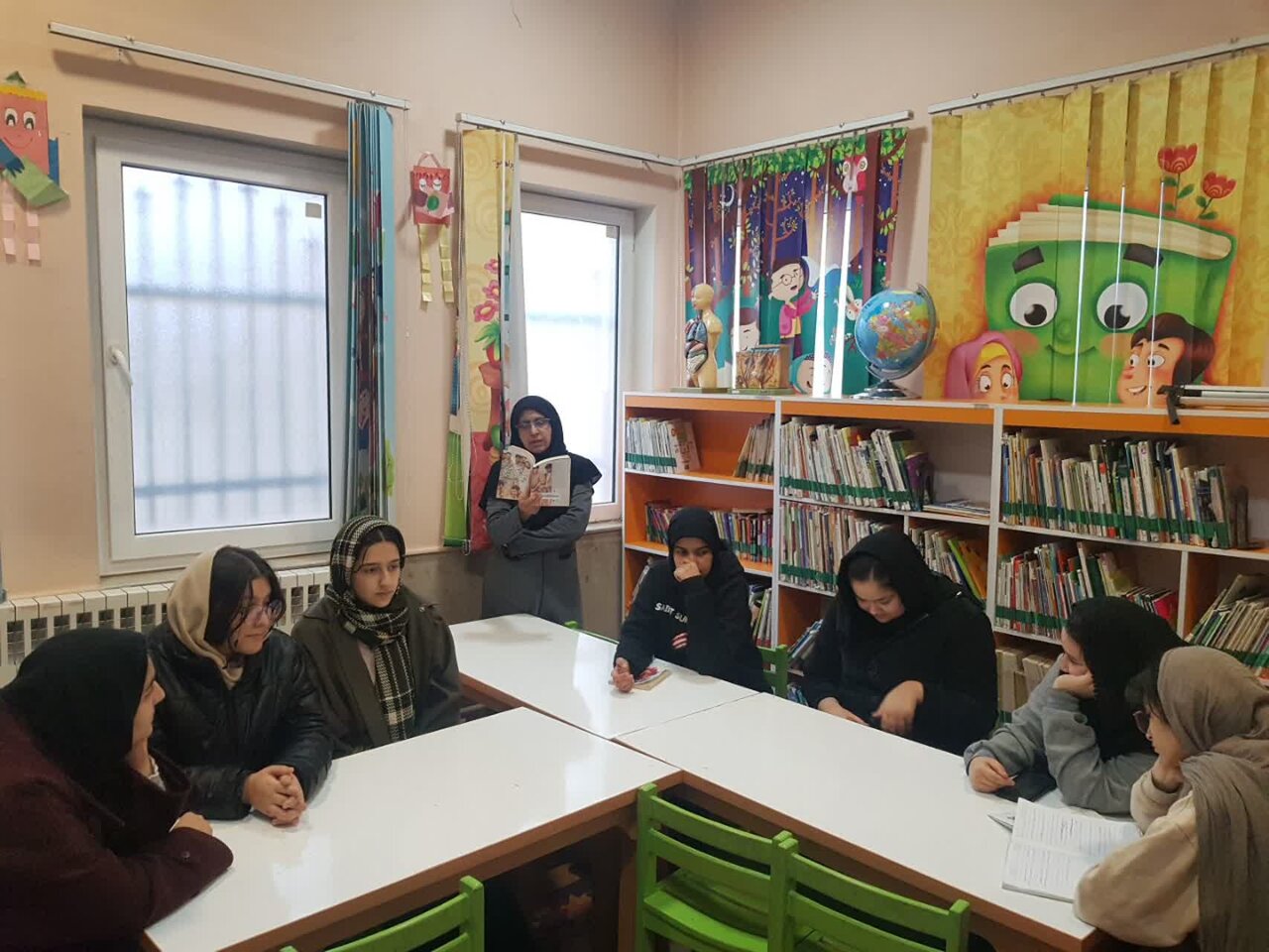 برنامههای گرامیداشت سالگرد شهادت حاج قاسم سلیمانی در کتابخانههای عمومی استان تهران