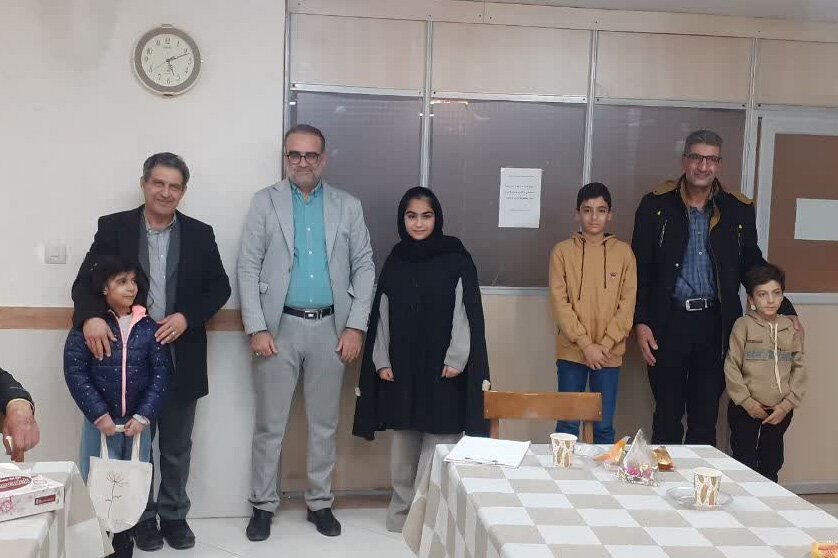 ویژهبرنامه کتابخوانی «الف، ب، پدر» در کتابخانه اشراق دلیجان