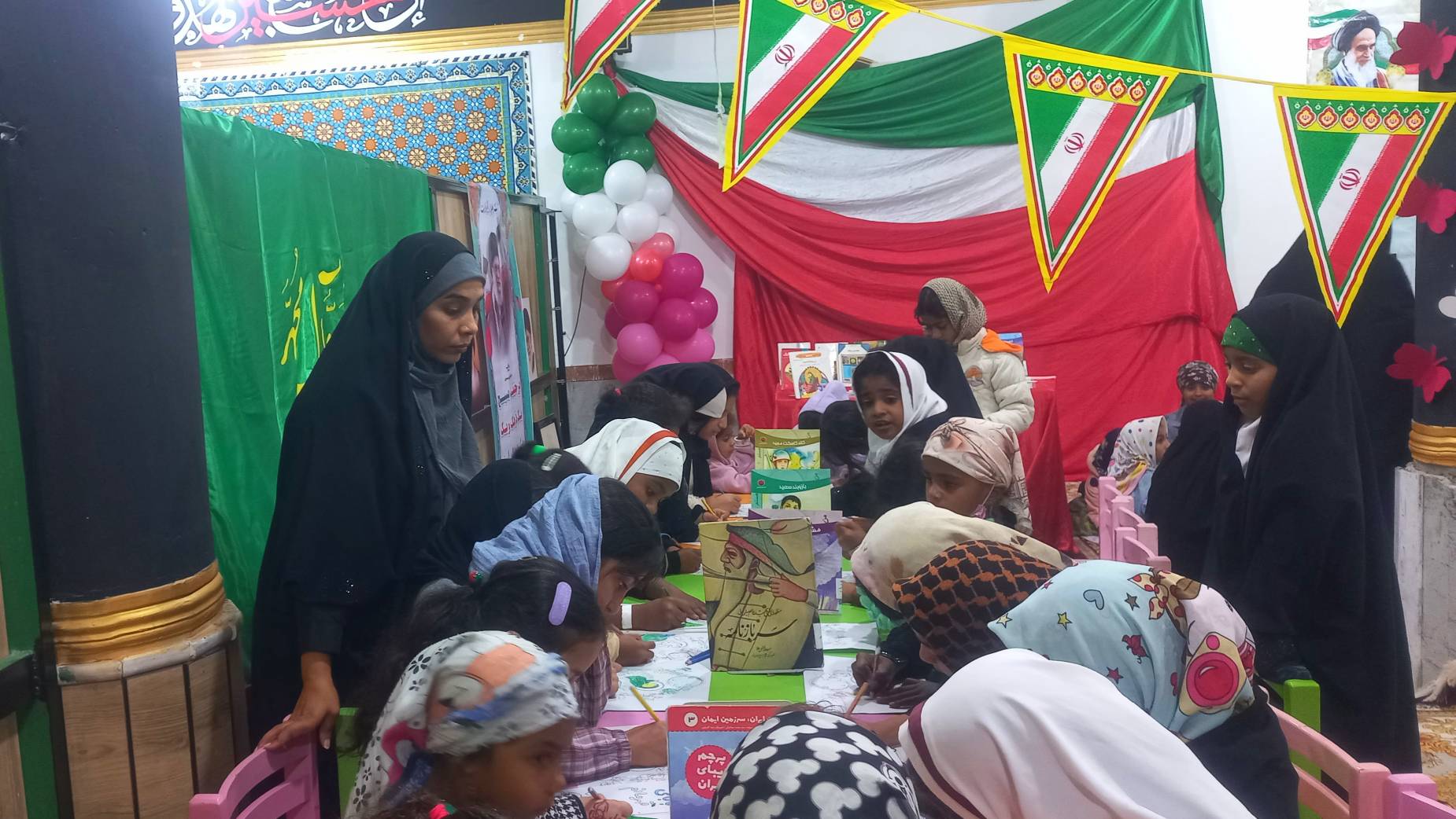 ویژه‌برنامه‌های فرهنگی به مناسبت میلاد حضرت علی(ع) و روز پدر برگزار شد