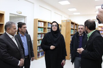 بازدید از کتابخانه شهید صدر در شهرستان بردسیر