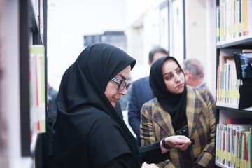 بازدید دبیرکل نهاد از کتابخانه شهید صفاری شهرستان سیرجان
