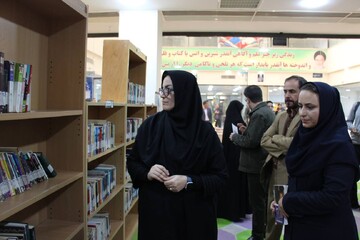 بازدید از کتابخانه مرکزی بم