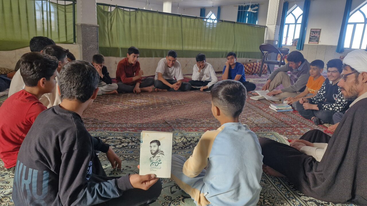 اعتکاف روستای زرد با طعم مطالعه رقم خورد