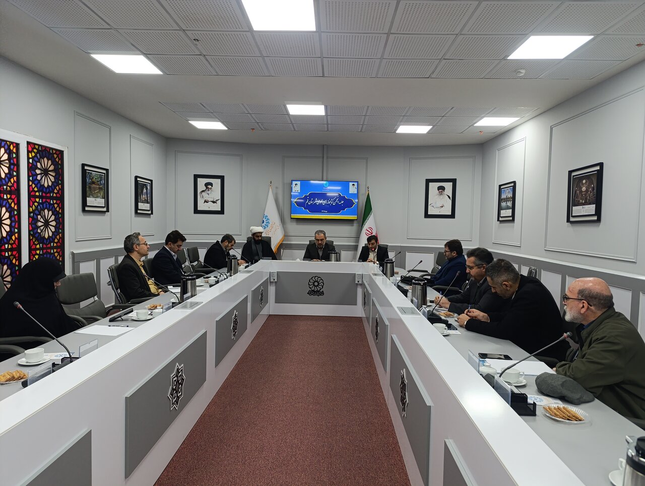 جلسه انجمن کتابخانه‌های عمومی شهرستان قم برگزار شد