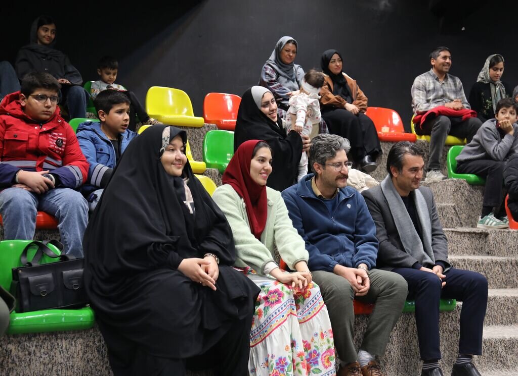 کارشناس منابع ادارهکل کتابخانههای عمومی خراسان شمالی شایسته تقدیر شد