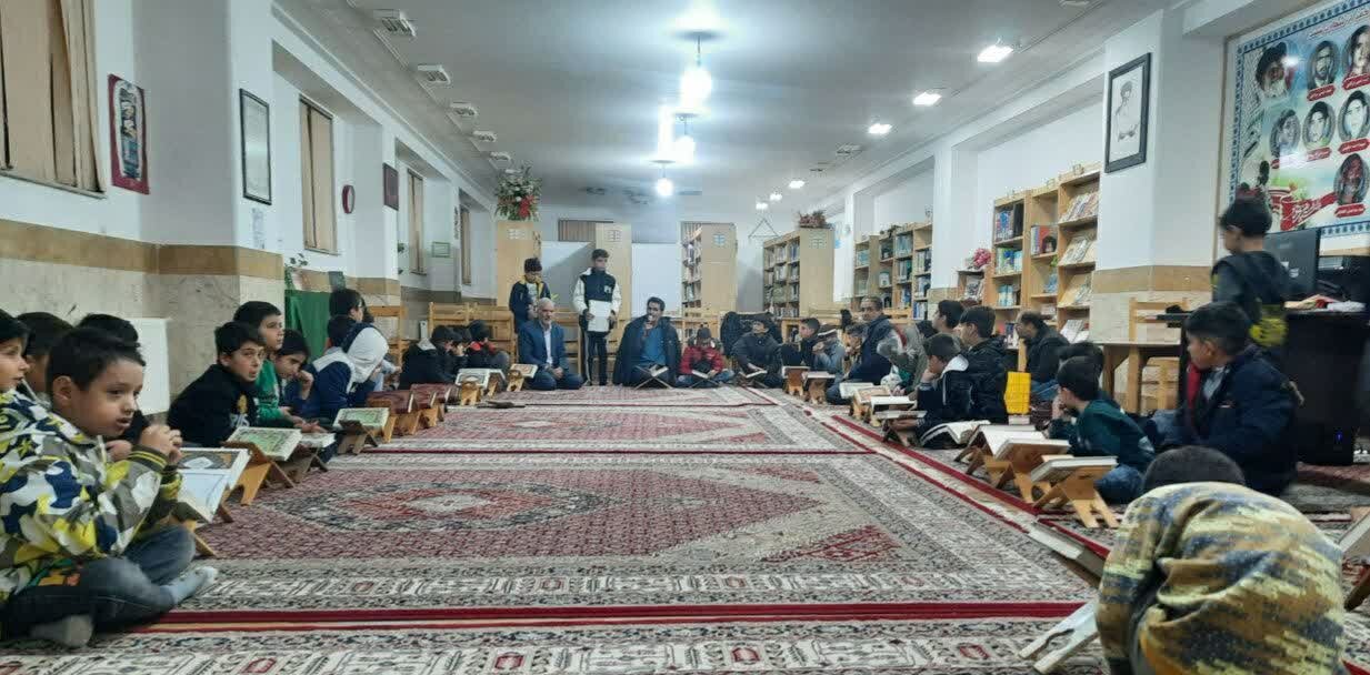 ویژهبرنامههای ولادت حضرت علی(ع) و شهادت سردار سلیمانی در کتابخانههای عمومی اردکان