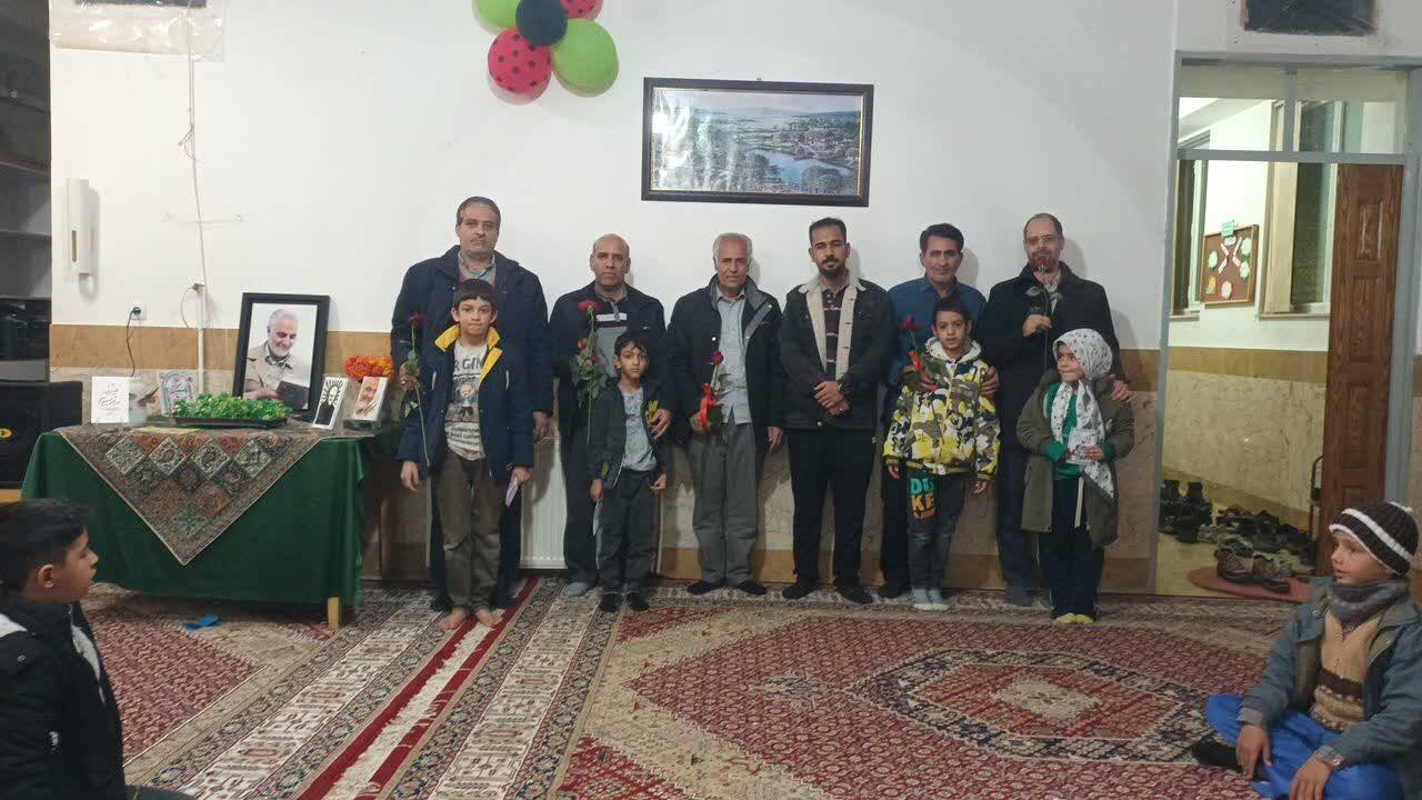 ویژه‌برنامه‌های ولادت حضرت علی(ع) و شهادت سردار سلیمانی در کتابخانه‌های عمومی اردکان