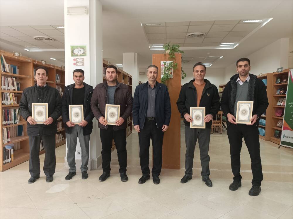 ویژهبرنامههای مناسبتی در ولادت امام علی(ع)، روز پدر و ایام اعتکاف در کرمانشاه برگزار شد