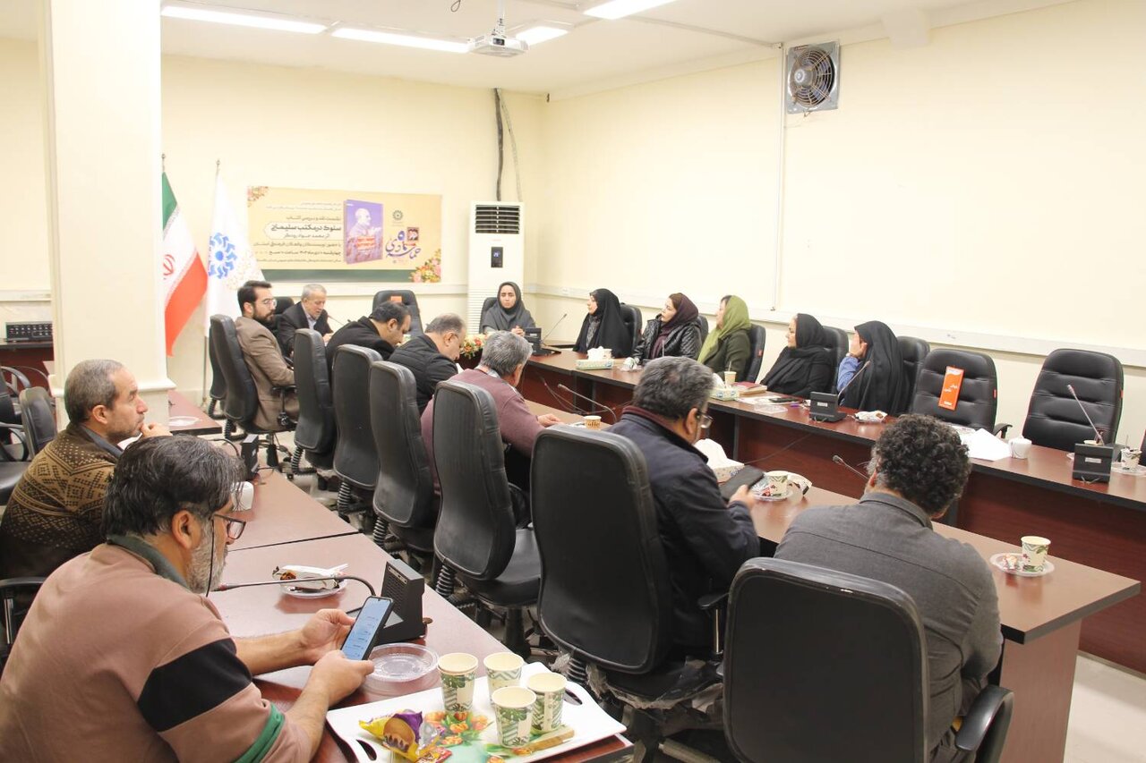 کتاب «سلوک در مکتب سلیمانی» در گرگان نقد و بررسی شد