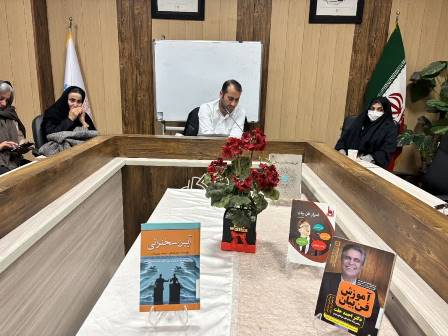 کتابخانه امام خمینی(ره) سمنان میزبان کارگاه پرمخاطب «فن بیان و هوش کلامی» شد