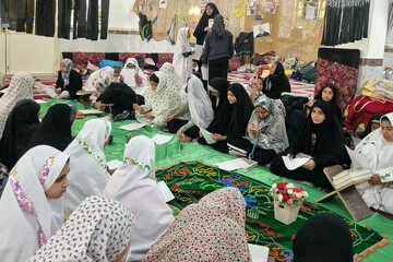 هم‌نشینی کتابداران با معتکفین در مساجد بوشهر