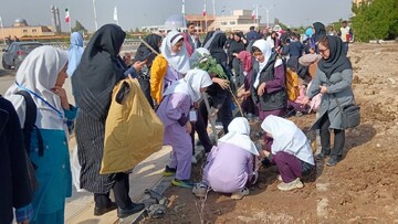 روز جهانی خاک در آبادان