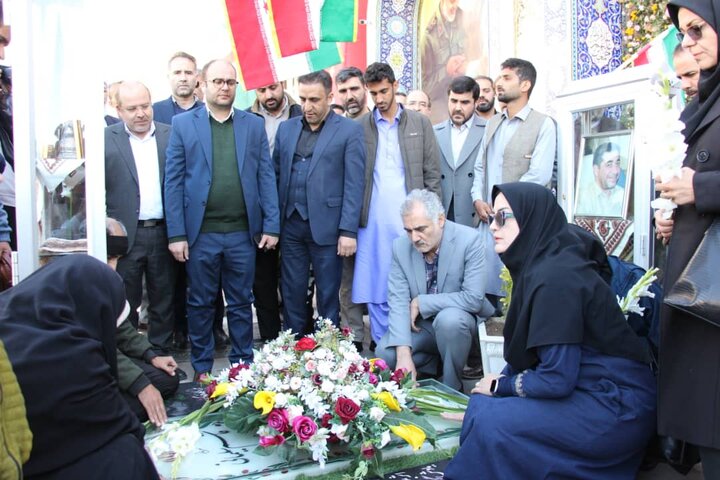 حضور دبیرکل نهاد در گلزار شهدای کرمان و تجدید میثاق با آرمان‌های شهدا