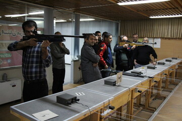 مسابقات تیراندازی کتابداران استان مرکزی در اراک