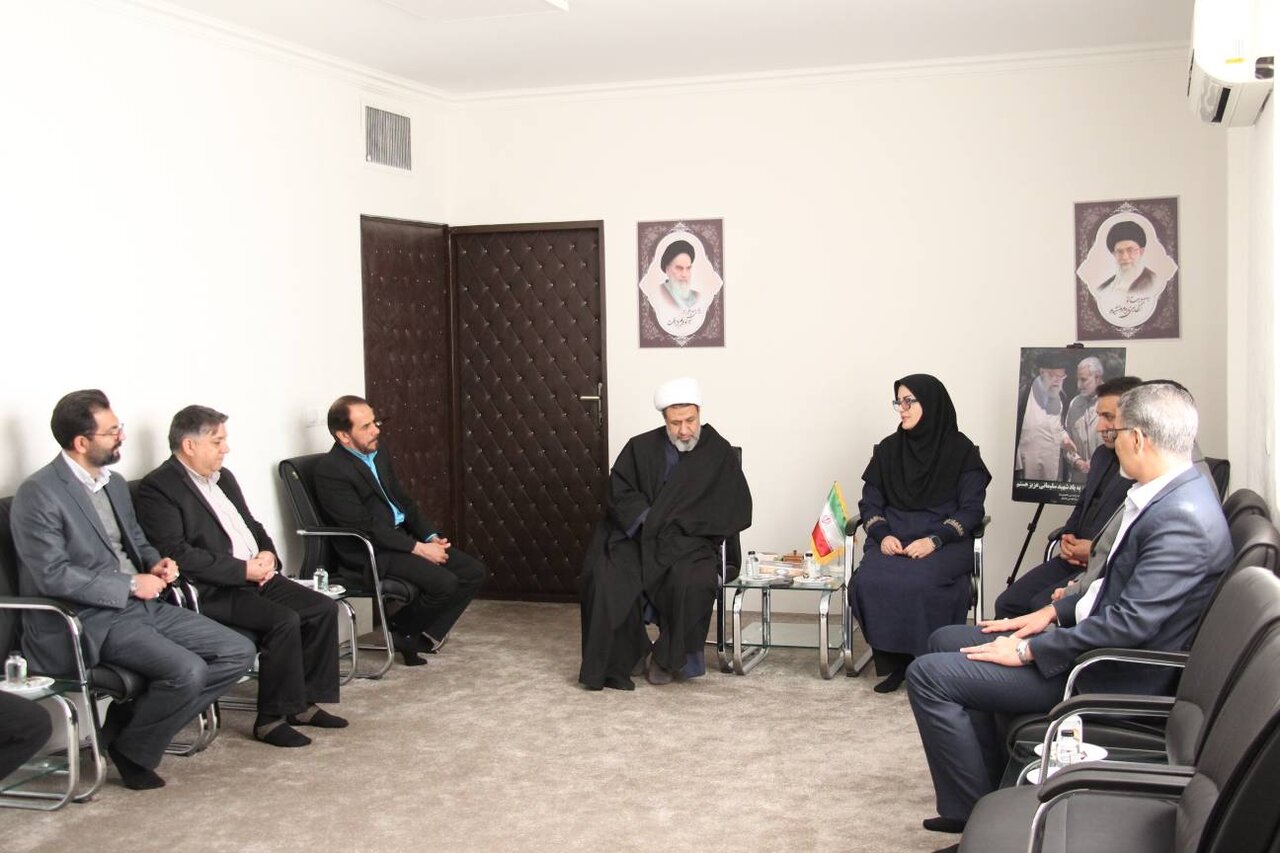 لزوم توجه و حمایت بیشتر از کتابخانه‌های عمومی و ترویج کتابخوانی