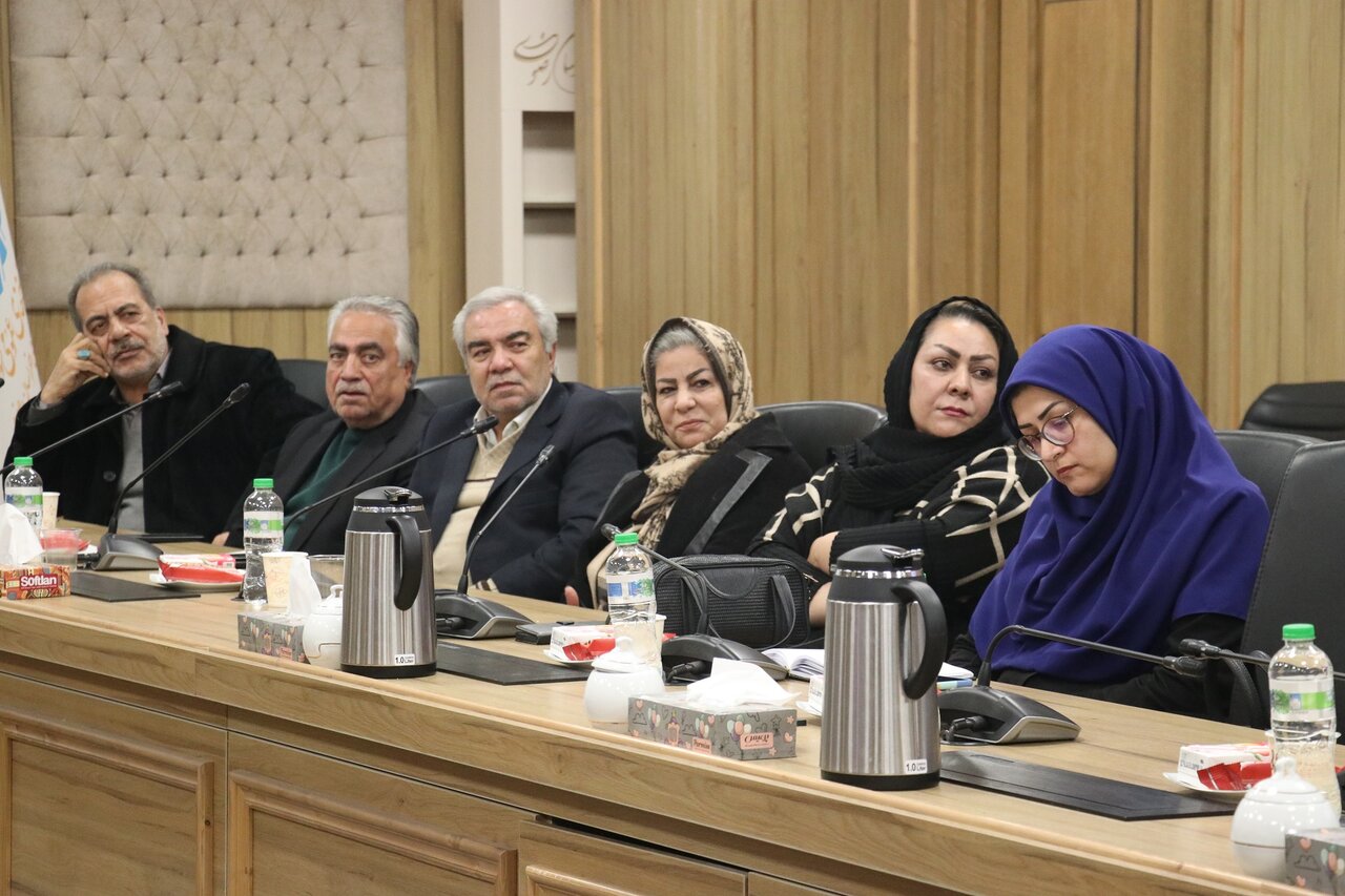 برگزاری محفل شعرخوانی «جان پدر» به همت محفل ادبی رواق ادب