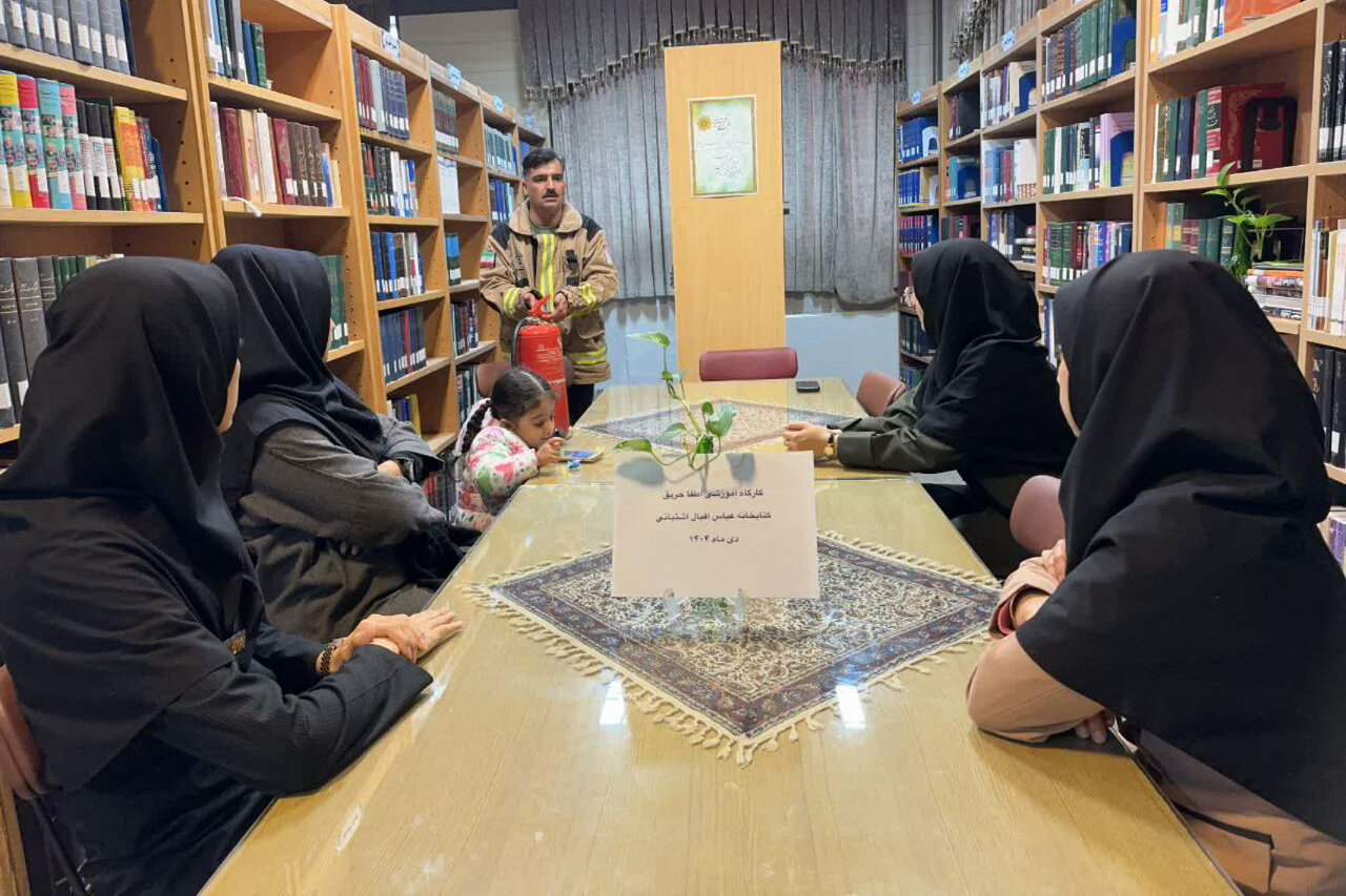 برگزاری برنامه‌های فرهنگی در کتابخانه‌های عمومی استان مرکزی