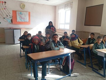 برگزاری برنامه‌های فرهنگی متنوع در کتابخانه عمومی امامزاده سلطان‌محمد عابد(ع) کاخک