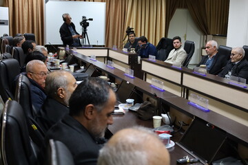 شعر در آیینه وحدت