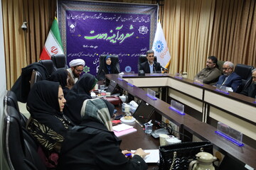 شعر در آیینه وحدت