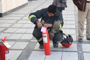 کارگاه اطفای حریق ویژه کتابداران  استان خراسان‌رضوی