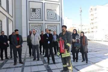 کارگاه اطفای حریق ویژه کتابداران  استان خراسان‌رضوی و شهرستان مشهد