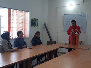 کارگاه اطفای حریق ویژه کتابداران  شهرستان بجستان